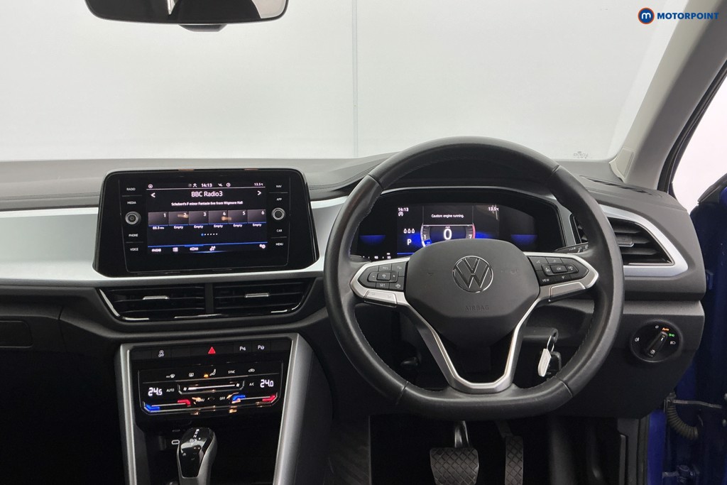 Used Volkswagen T-Roc 2023 for sale - 77989207: Photo 9