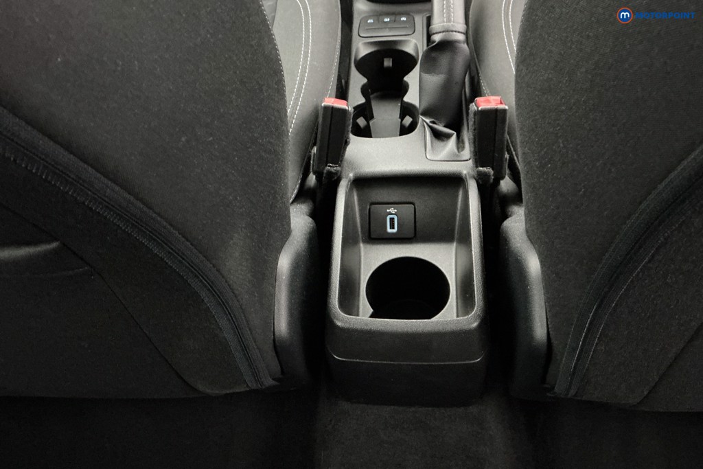 Used Ford Fiesta 2019 for sale - 77037018: Photo 22