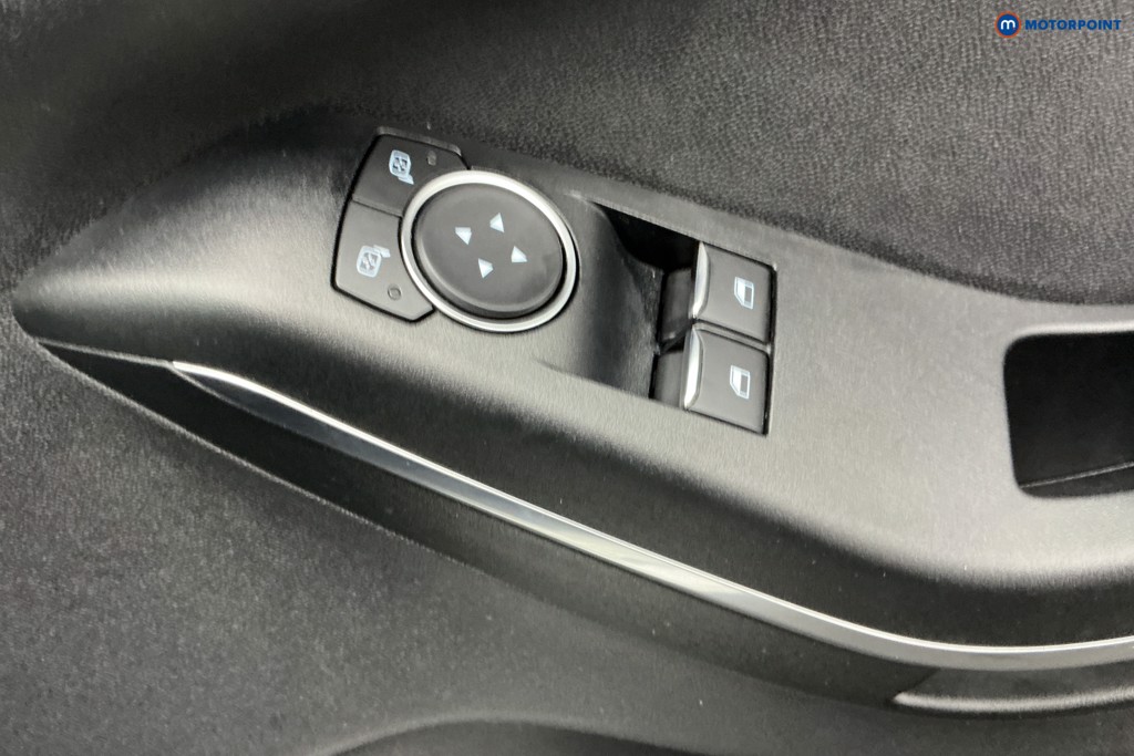 Used Ford Fiesta 2019 for sale - 77037018: Photo 32