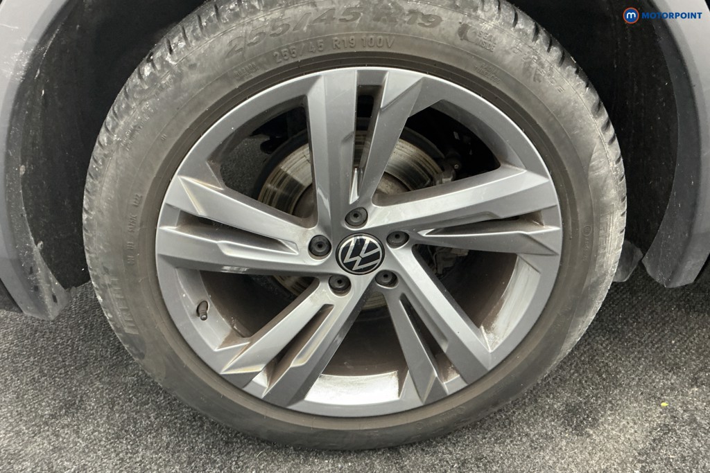 Used Volkswagen Tiguan 2023 for sale - 76545654: Photo 22