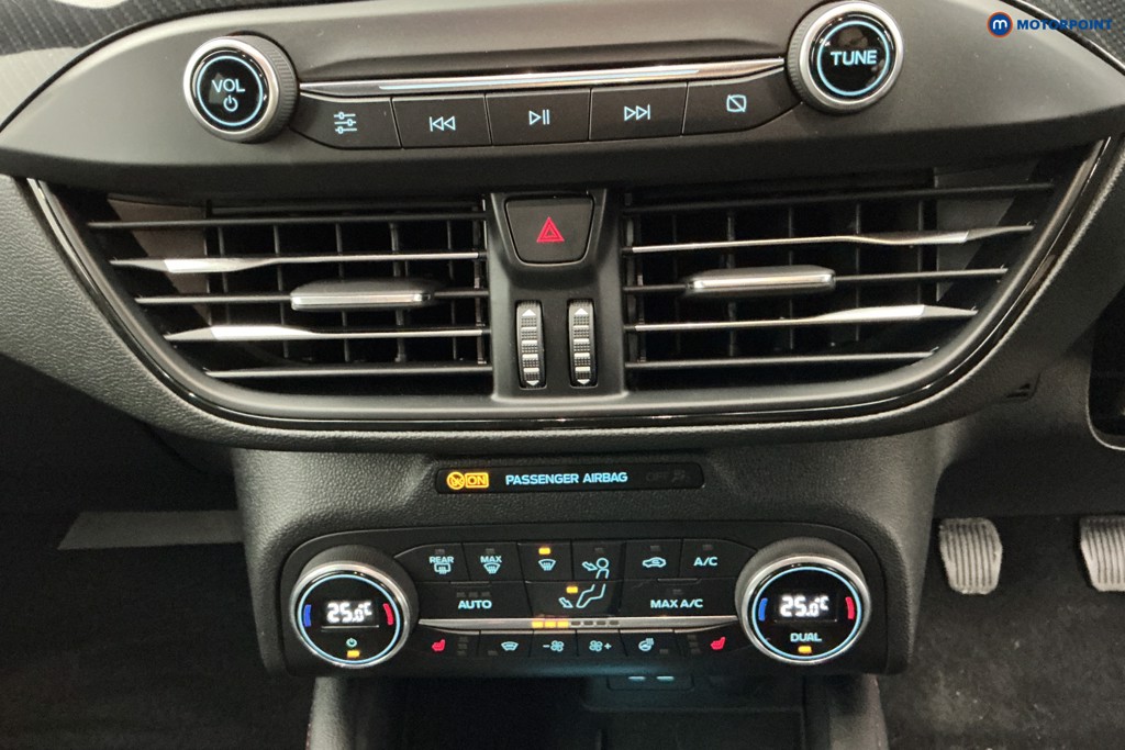 Used Ford Focus 2021 for sale - 77006229: Photo 27