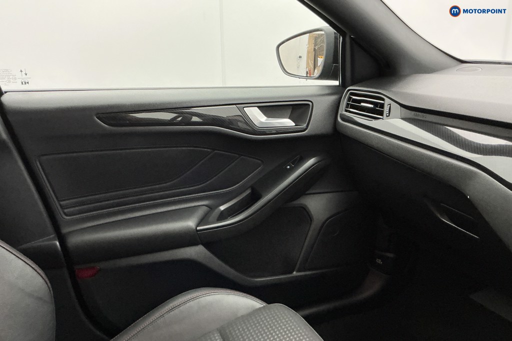 Used Ford Focus 2021 for sale - 77006229: Photo 28