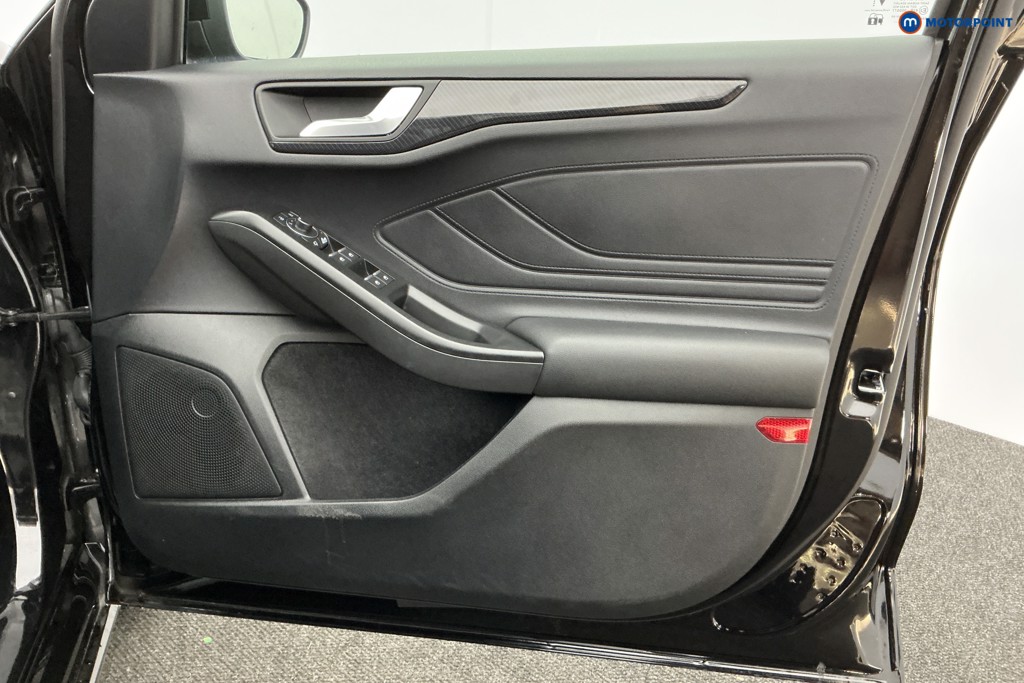 Used Ford Focus 2021 for sale - 77006229: Photo 32