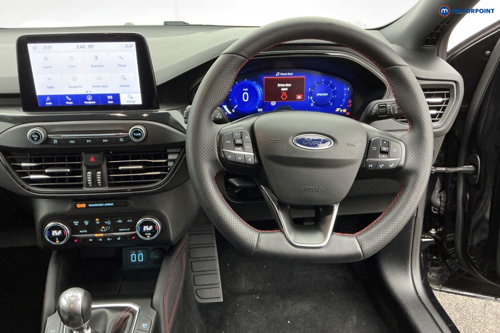 Used Ford Focus 2021 for sale - 77006229: Photo 9