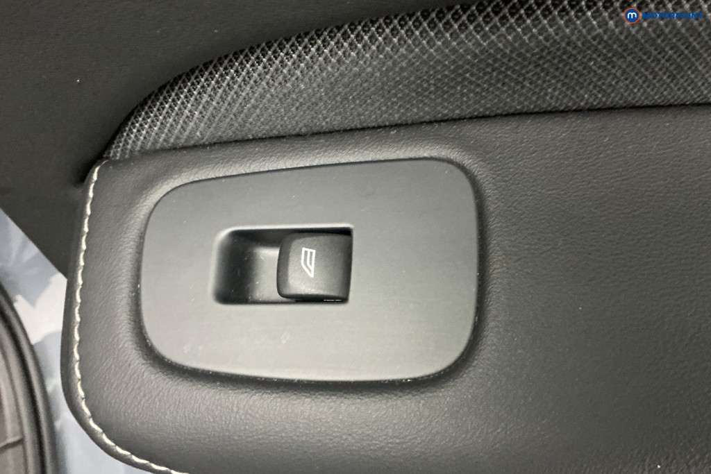 Used Volvo V60 2021 for sale - 77340433: Photo 41