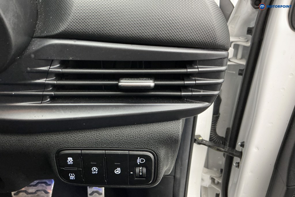 Used Hyundai BAYON 2023 for sale - 76557720: Photo 14