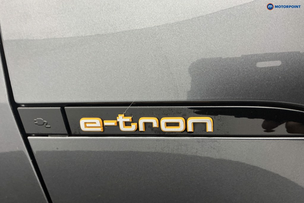 Used Audi e-tron 2022 for sale - 77381997: Photo 40