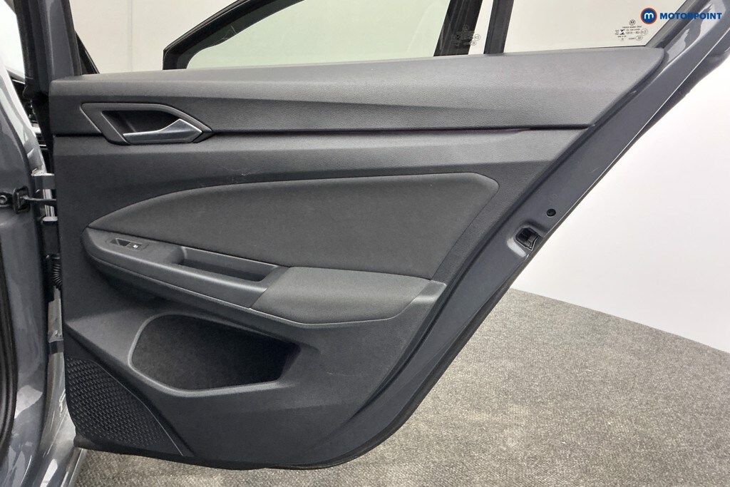 Used Volkswagen Golf 2021 for sale - 77718836: Photo 35