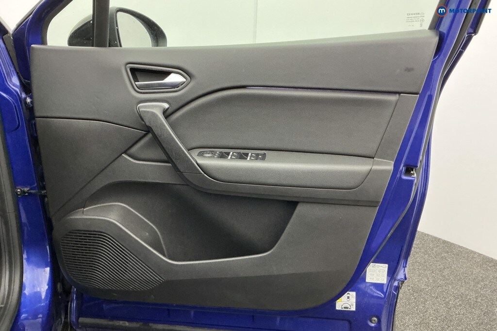 Used Renault Captur 2020 for sale - 77462807: Photo 32