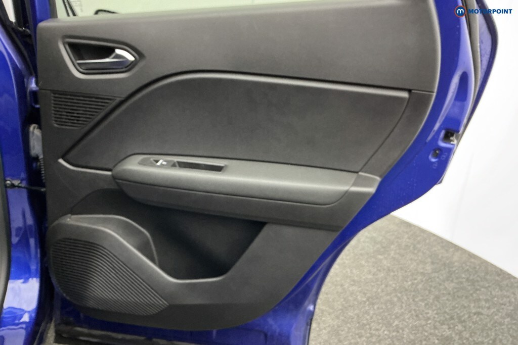 Used Renault Captur 2020 for sale - 77462807: Photo 34