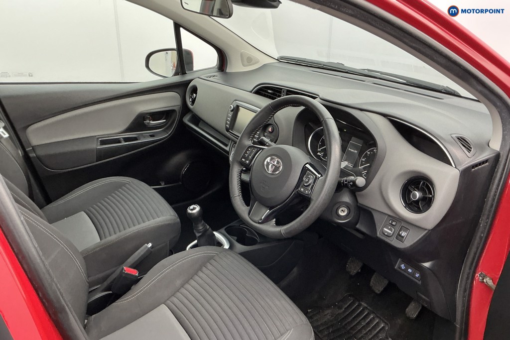 Used Toyota Yaris 2020 for sale - 77106688: Photo 16