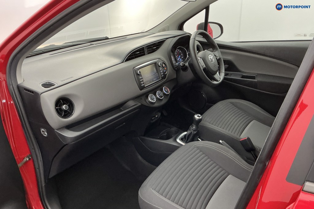 Used Toyota Yaris 2020 for sale - 77106688: Photo 17