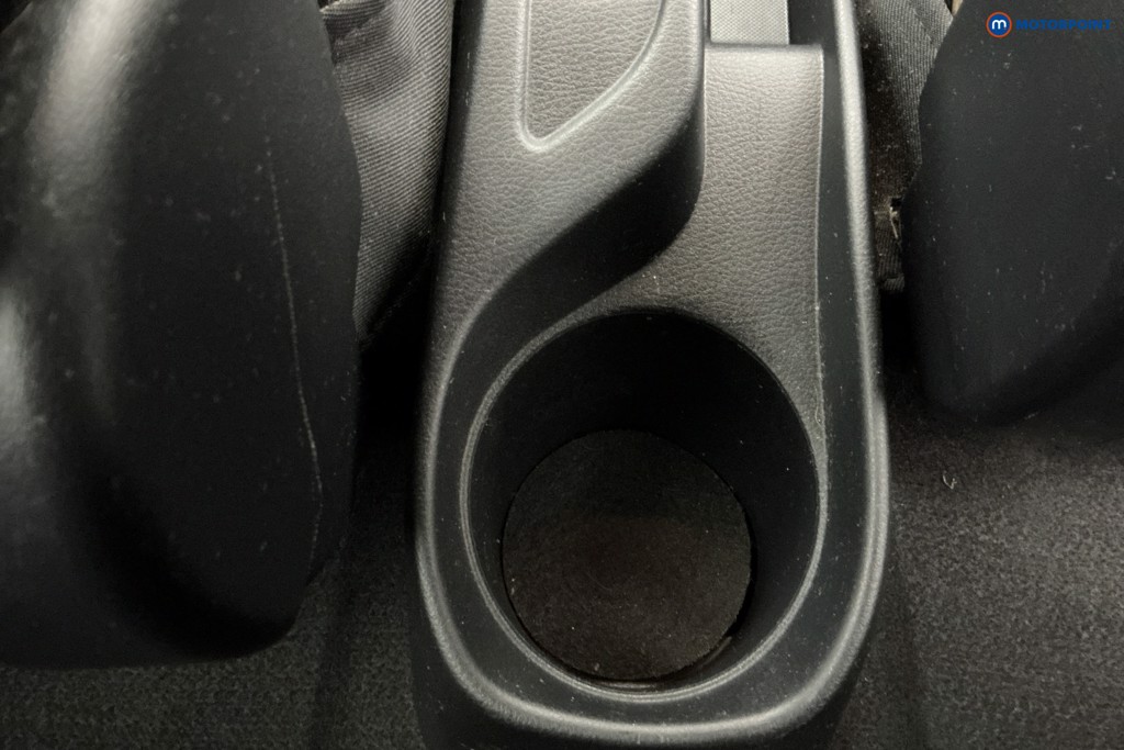 Used Toyota Yaris 2020 for sale - 77106688: Photo 19