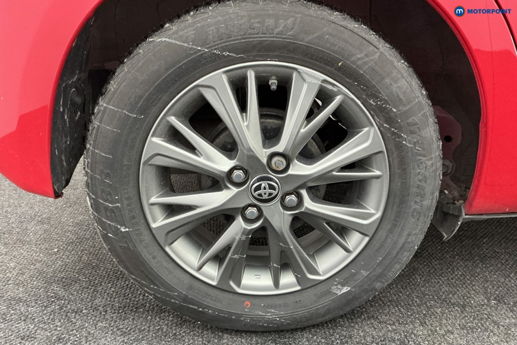 Used Toyota Yaris 2020 for sale - 77106688: Photo 40