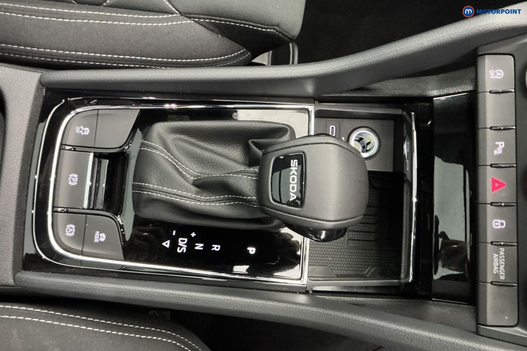 Used Skoda Karoq 2025 for sale - 77998020: Photo 29