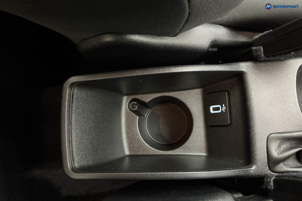 Used Ford Fiesta 2020 for sale - 77989303: Photo 25