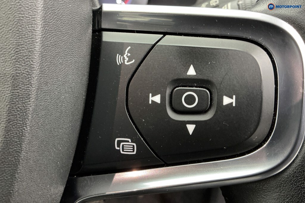 Used Volvo XC40 2021 for sale - 76933638: Photo 30