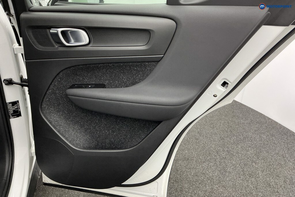 Used Volvo XC40 2021 for sale - 76933638: Photo 34