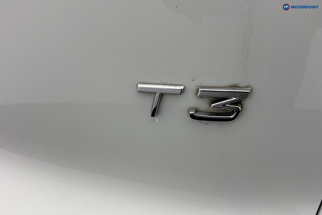 Used Volvo XC40 2021 for sale - 76933638: Photo 41