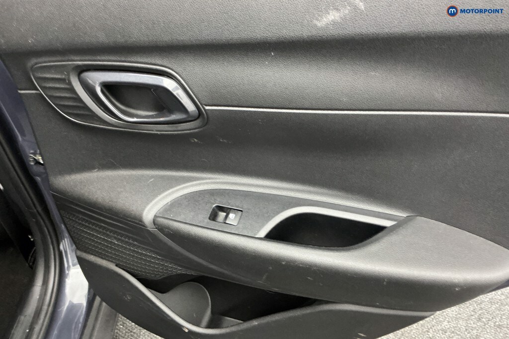 Used Hyundai BAYON 2022 for sale - 76266239: Photo 32