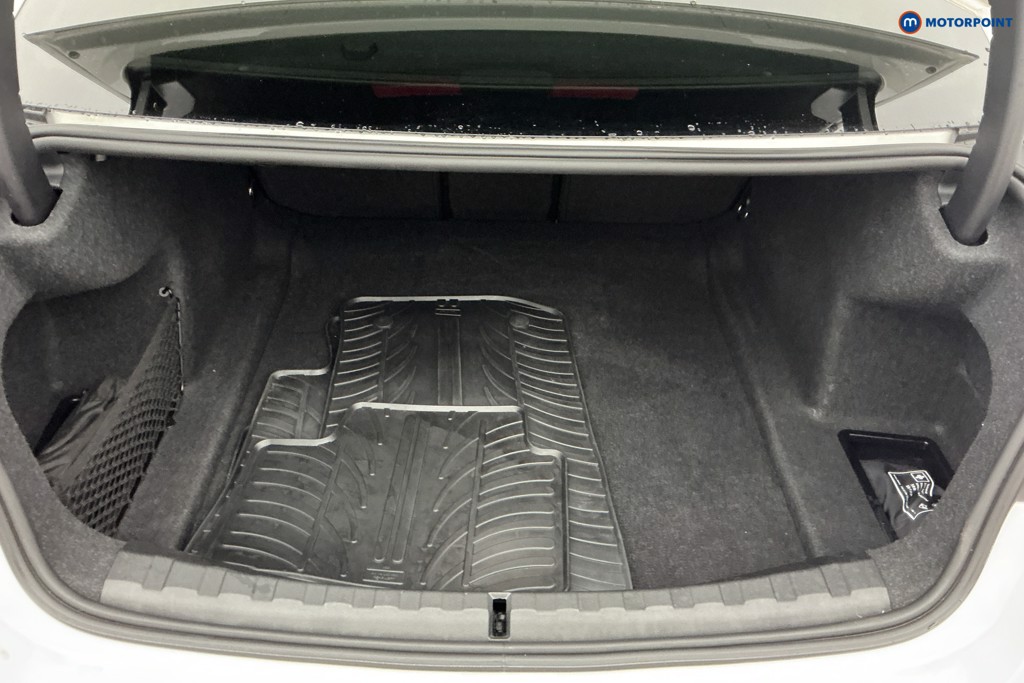 Used BMW 3 Series 2024 for sale - 76697217: Photo 11