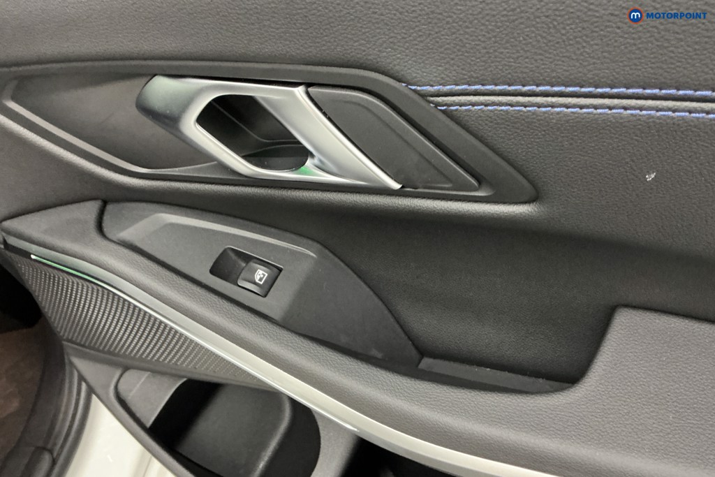 Used BMW 3 Series 2024 for sale - 76697217: Photo 32