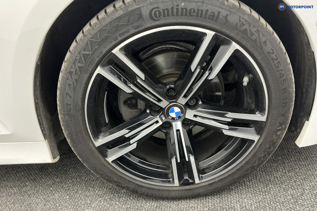 Used BMW 3 Series 2024 for sale - 76697217: Photo 41