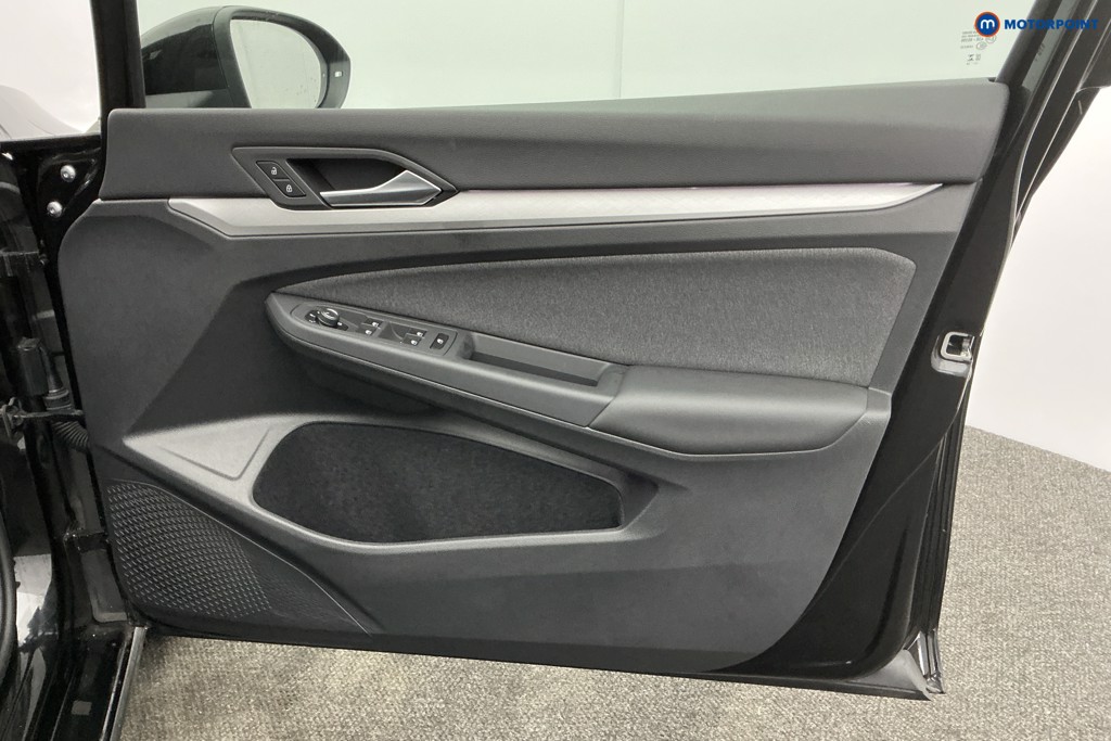 Used Volkswagen Golf 2025 for sale - 77593033: Photo 32