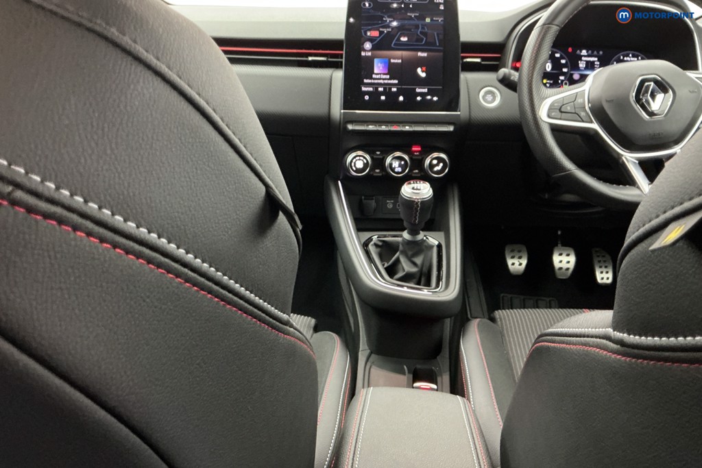 Used Renault Clio 2023 for sale - 76394626: Photo 17