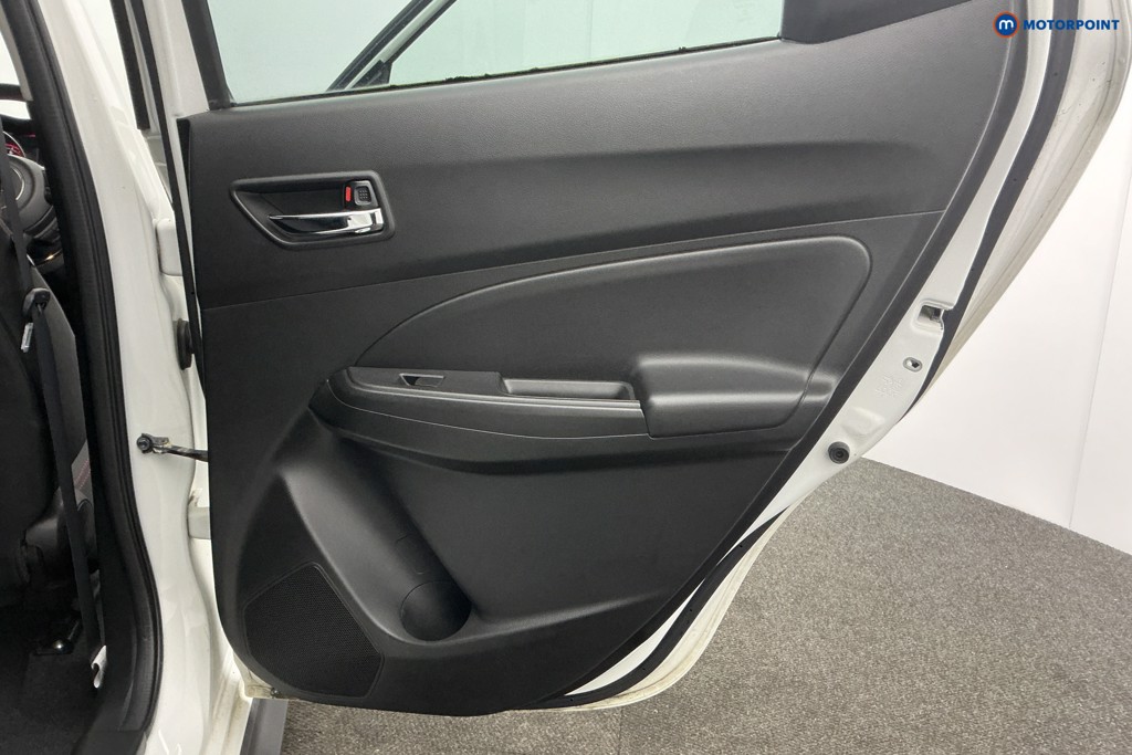 Used Suzuki Swift 2018 for sale - 78067679: Photo 34