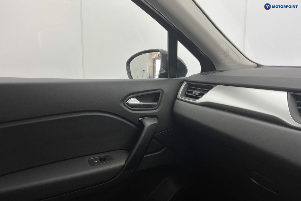 Used Renault Captur 2023 for sale - 78109693: Photo 28