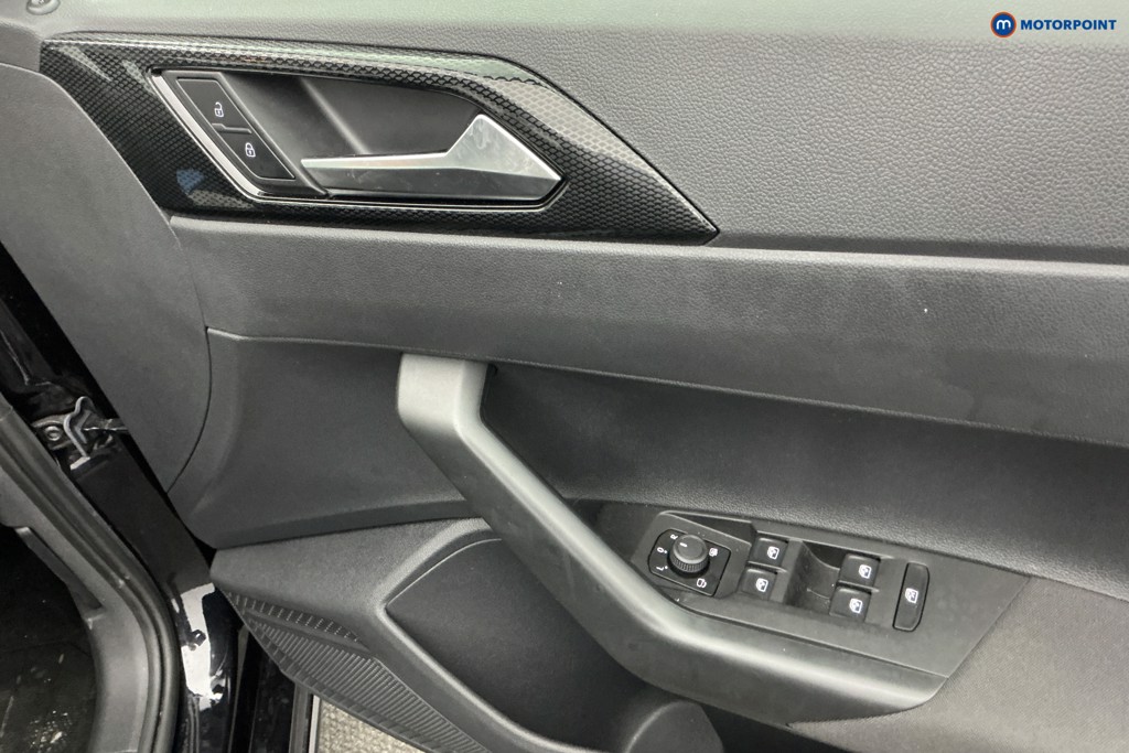 Used Volkswagen Polo 2024 for sale - 76943496: Photo 30