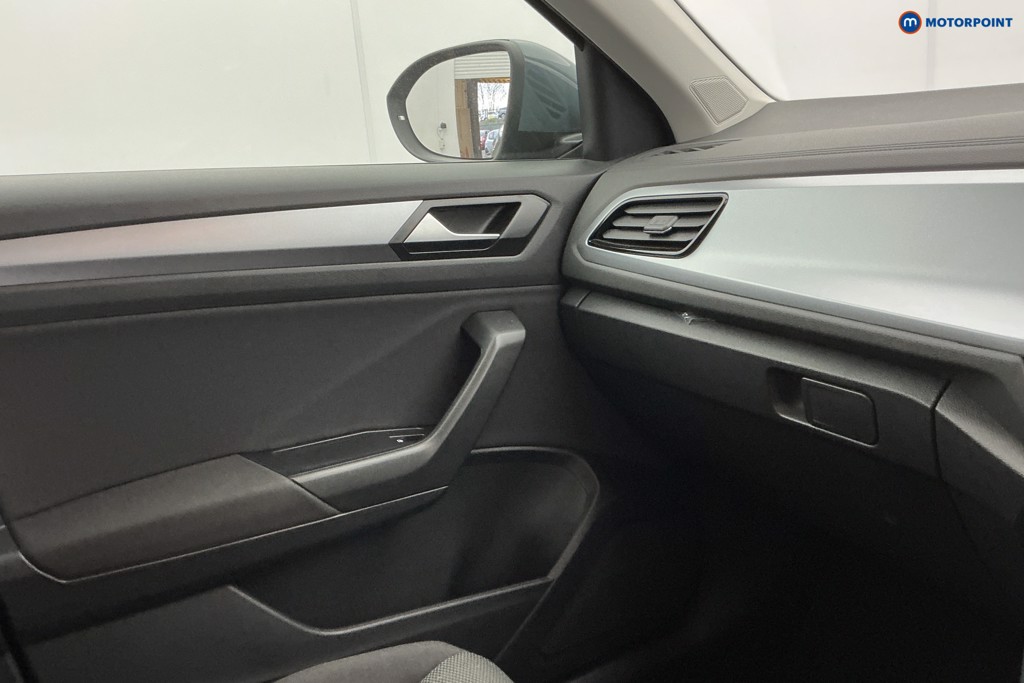 Used Volkswagen T-Roc 2022 for sale - 77069454: Photo 27