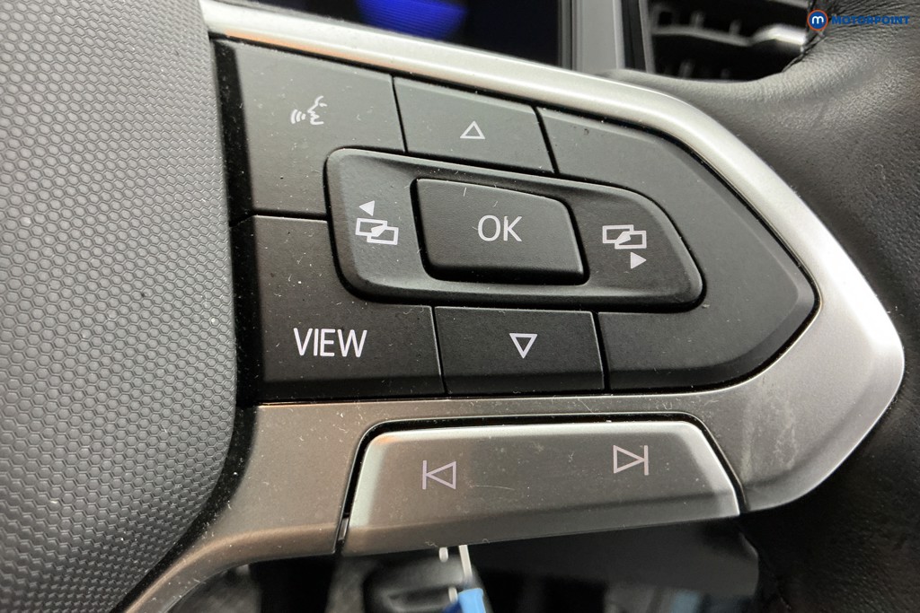 Used Volkswagen T-Roc 2022 for sale - 77069454: Photo 29