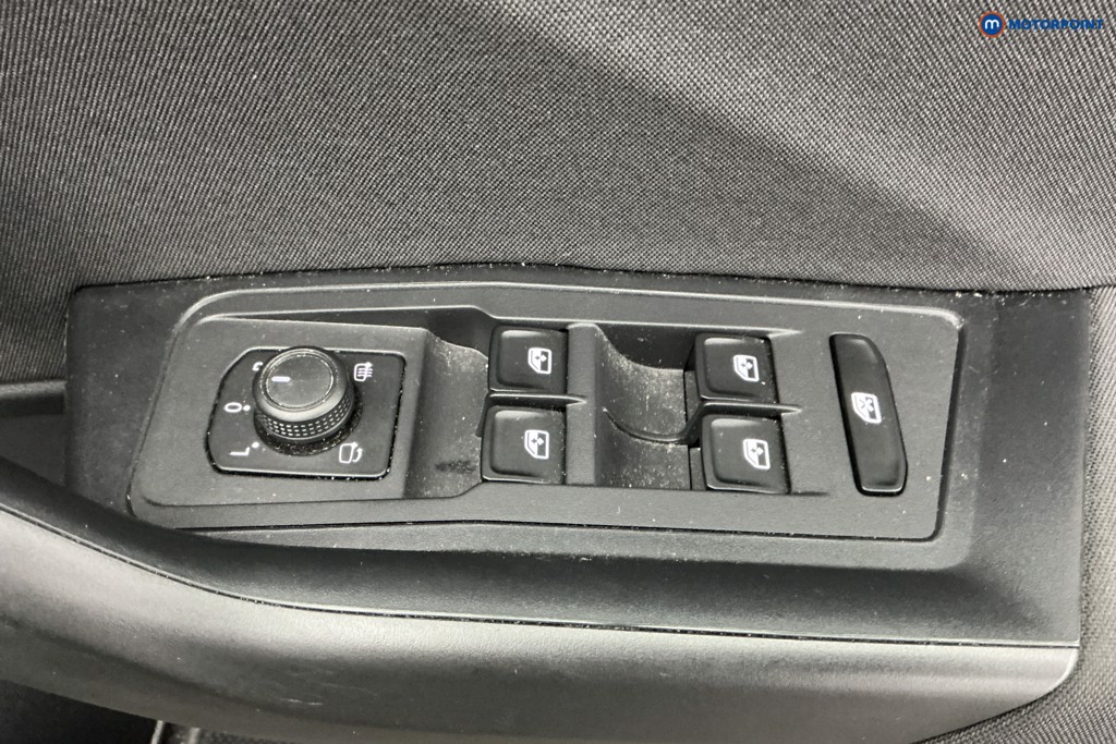 Used Volkswagen T-Roc 2022 for sale - 77069454: Photo 32