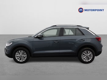 Used Volkswagen T-Roc 2022 for sale - 77069454: Photo