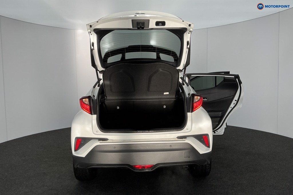 Used Toyota C-HR 2023 for sale - 77086652: Photo 11