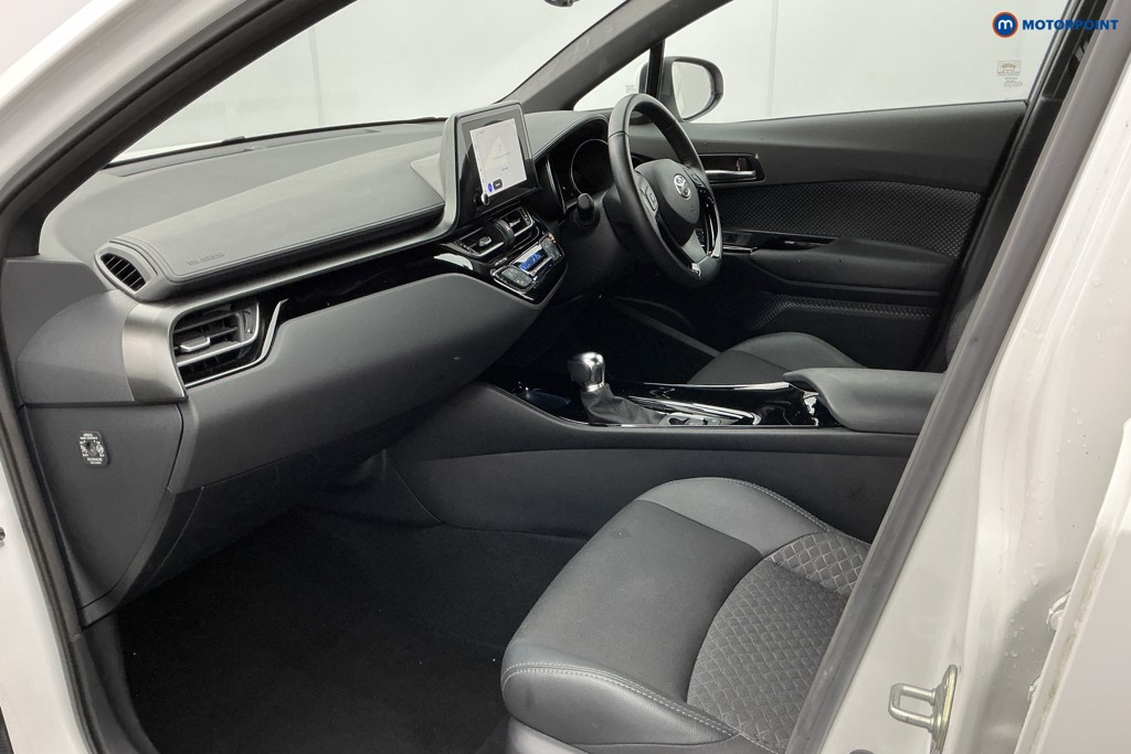 Used Toyota C-HR 2023 for sale - 77086652: Photo 17