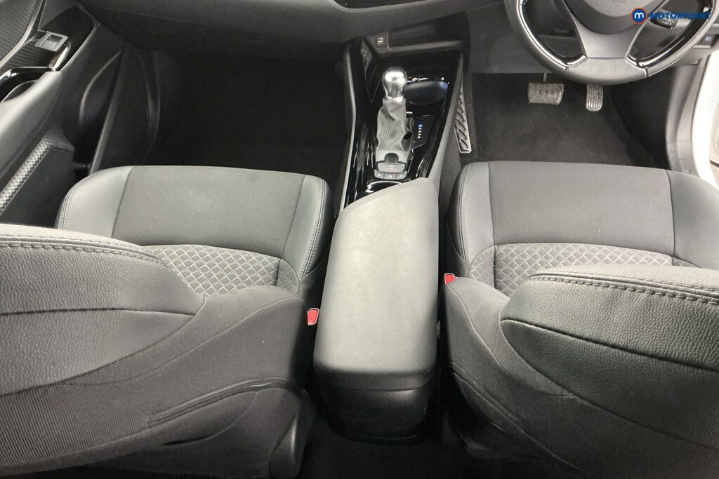 Used Toyota C-HR 2023 for sale - 77086652: Photo 19