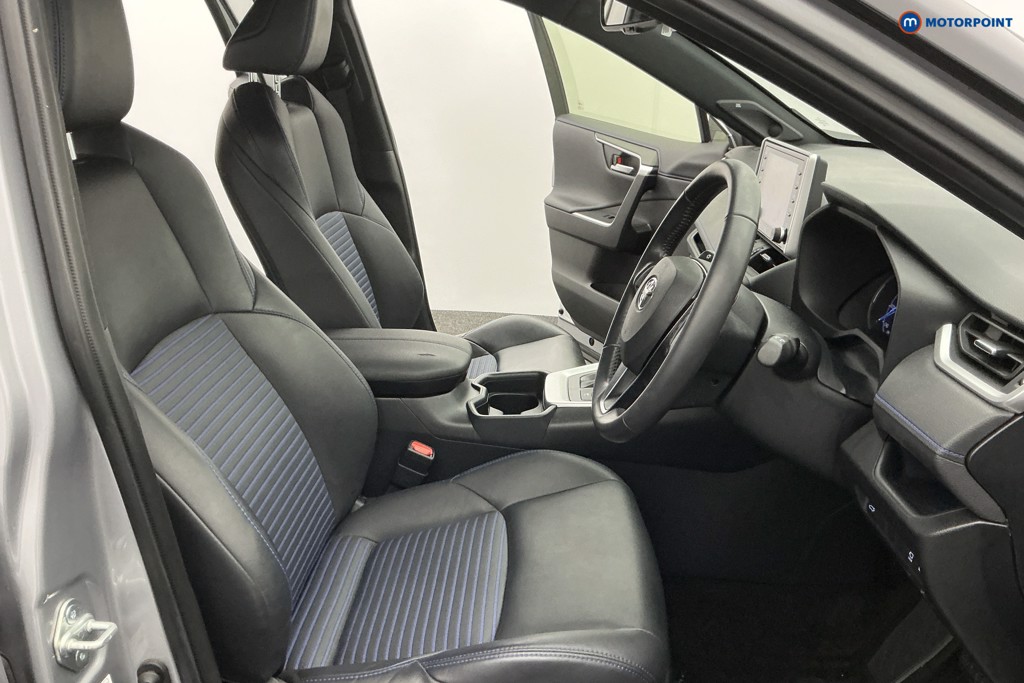 Used Toyota RAV4 2020 for sale - 77211204: Photo 16