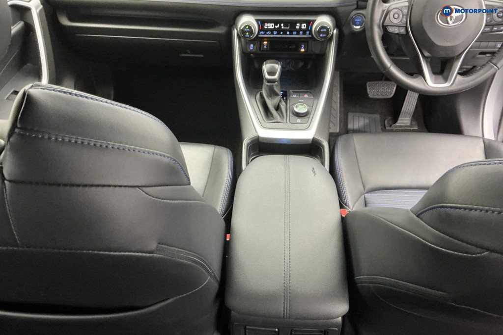 Used Toyota RAV4 2020 for sale - 77211204: Photo 21