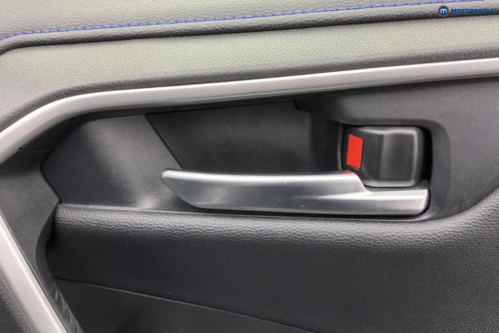 Used Toyota RAV4 2020 for sale - 77211204: Photo 40