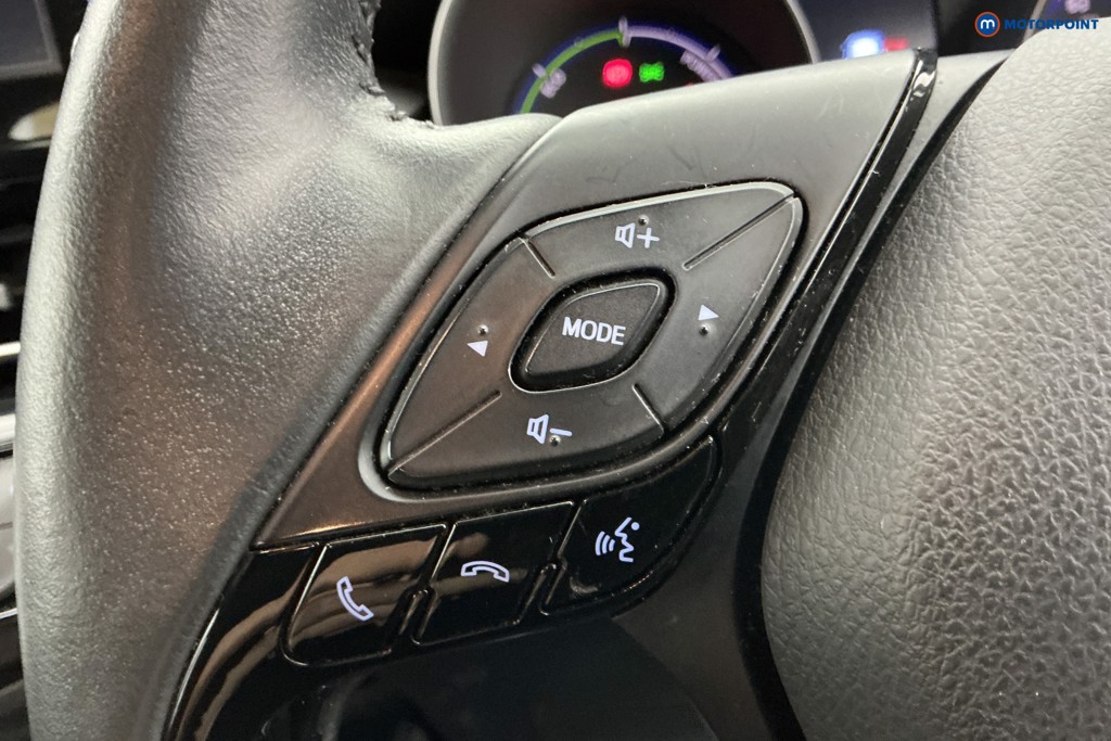 Used Toyota C-HR 2022 for sale - 77665877: Photo 29