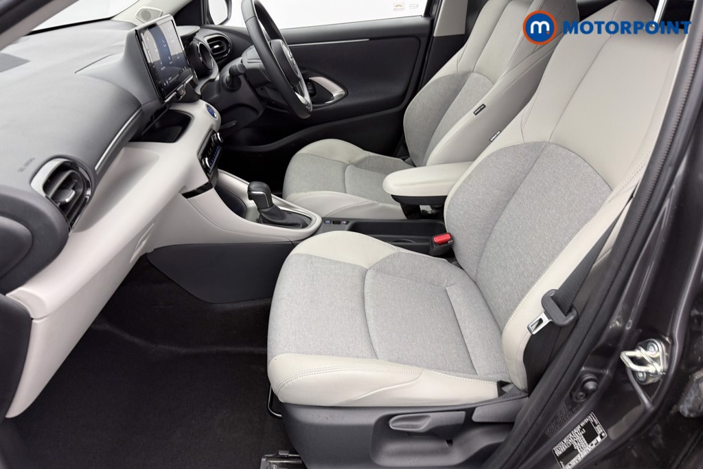 Used Toyota Yaris 2023 for sale - 76723162: Photo 30