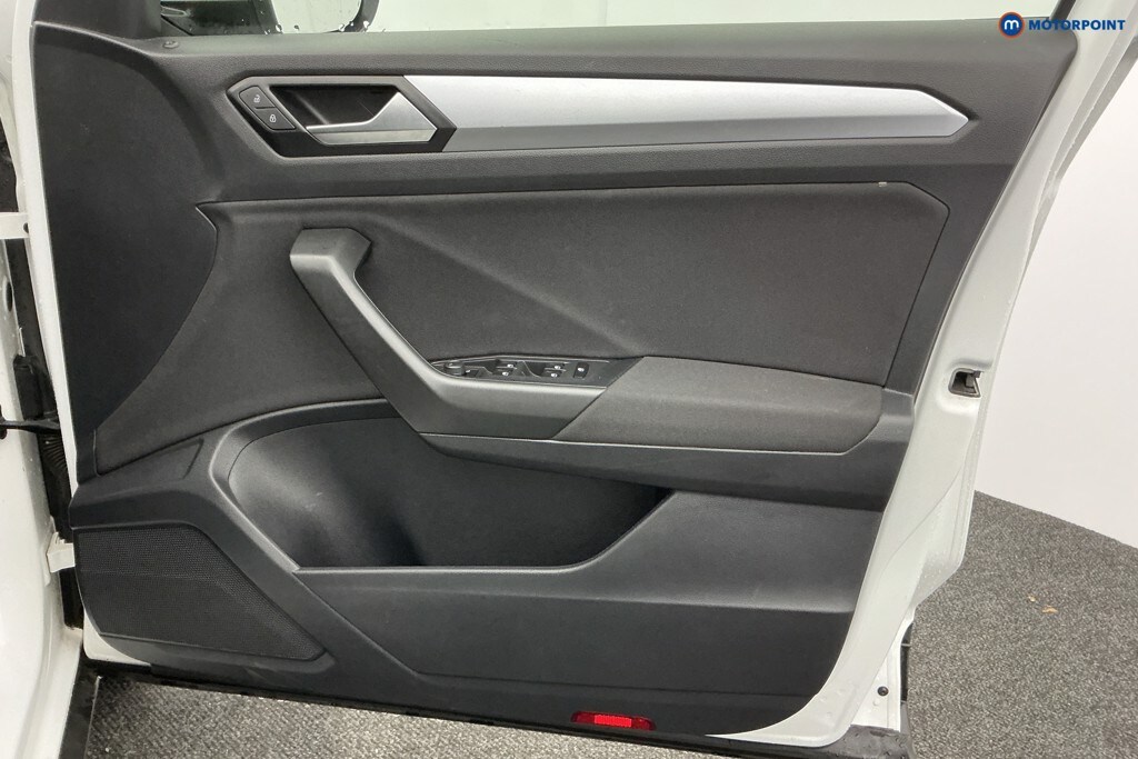 Used Volkswagen T-Roc 2022 for sale - 77674894: Photo 34