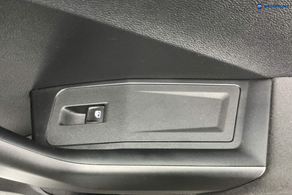 Used Volkswagen T-Roc 2022 for sale - 77674894: Photo 38