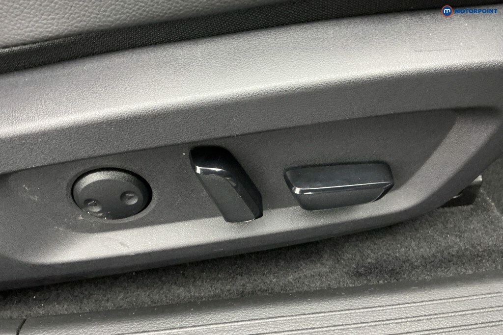 Used Nissan Qashqai 2024 for sale - 76603698: Photo 30