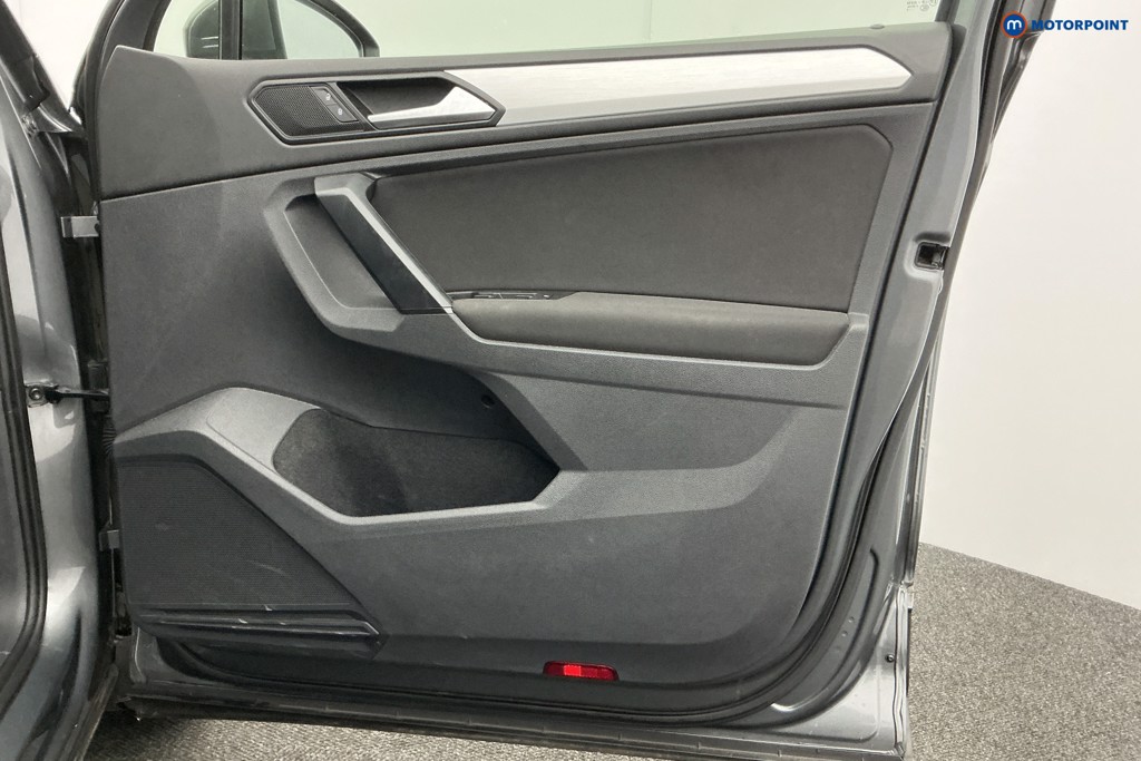 Used Volkswagen Tiguan 2020 for sale - 77171320: Photo 38