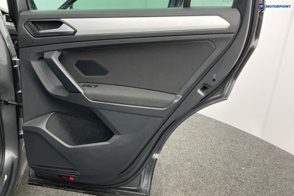 Used Volkswagen Tiguan 2020 for sale - 77171320: Photo 41