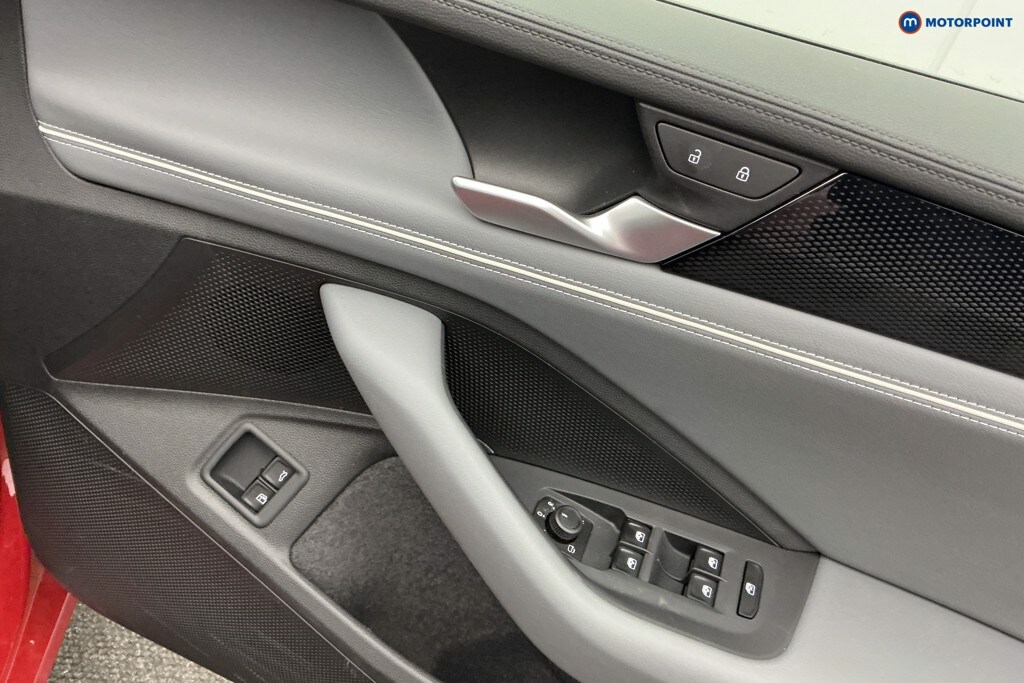 Used Volkswagen Passat 2025 for sale - 76650756: Photo 30